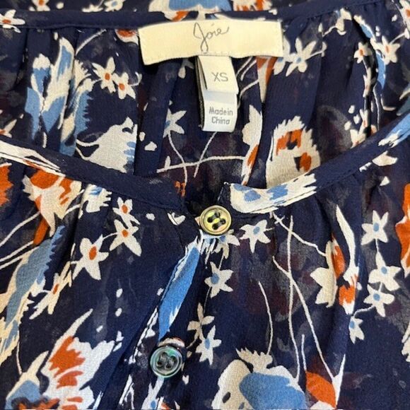 Joie Silk Floral Sheer Blouse Navy Blue Rust Button Front Wide Neck Oversized XS - Picture 4 of 10